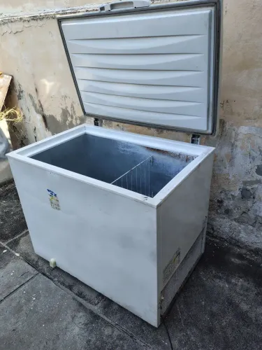 Freezer horizontal Eletrolux gela e congela