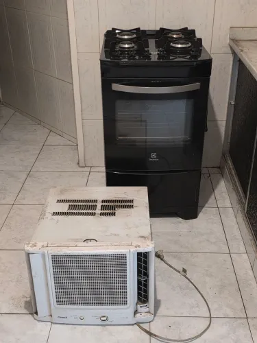Fogão + Ar Condicionado