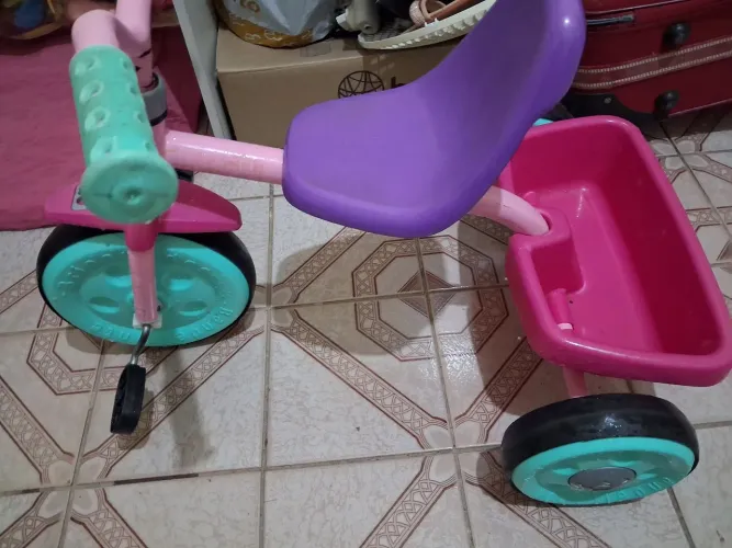 Um velocípede, triciclo
