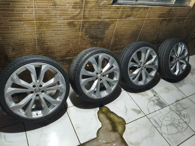 Rodas Aro 20 + Pneus