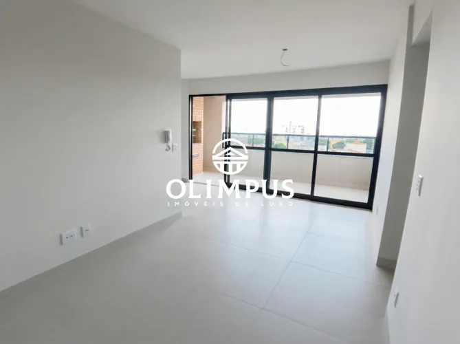 Apartamento para Venda no Condomínio Isaac no Bairro Santa Mônica em Uberlândia