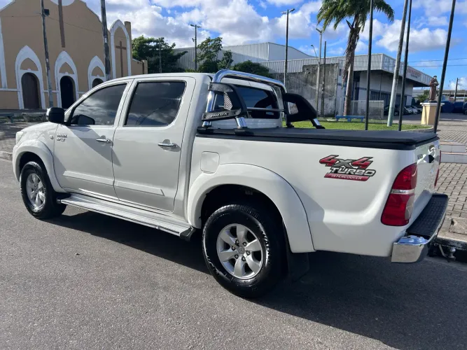 Toyota Hilux CD SR 4X2 2.7 16v/2.7 Flex Aut. 2014