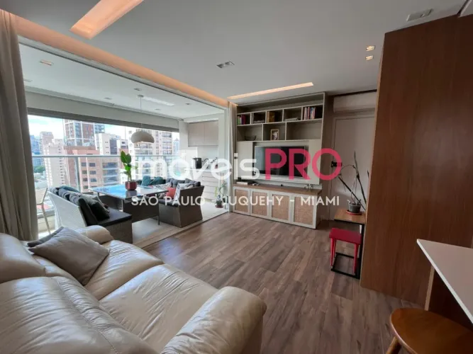 Apartamento 2 dormitórios á venda e locação em Moema Passáros.