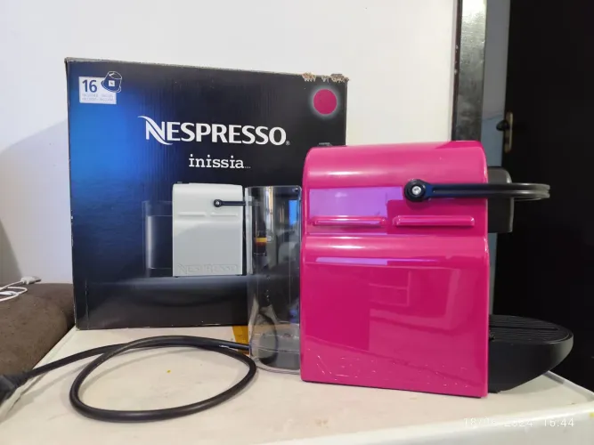 Cafeteira Nespresso Inissia