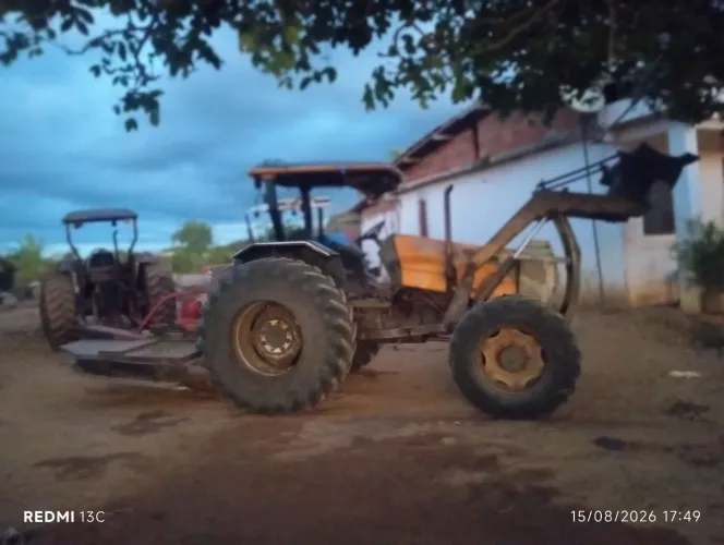 Trator Valtra A 750