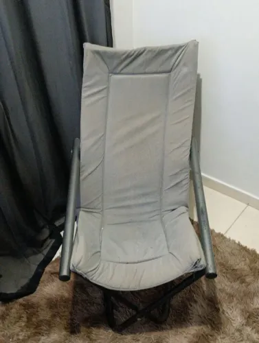 Cadeira confortável dobrável