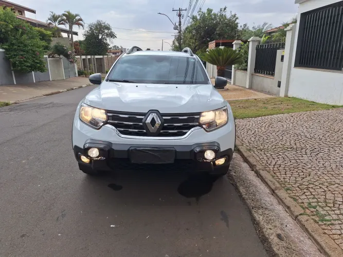 Renault Duster Iconic 1.3 TB 16V Flex Aut. 2023