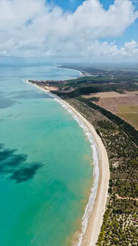 ÁREA À BEIRA MAR NO LITORAL SUL DE ALAGOAS
