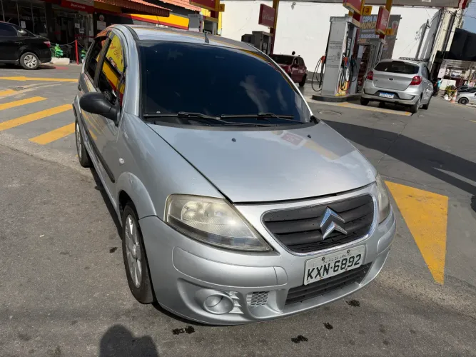 Citroen C3 GLX 1.4/ GLX Sonora 1.4 Flex 8V 5P 2012