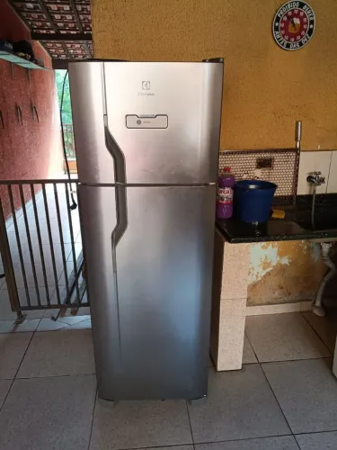 Geladeira eletrolux 