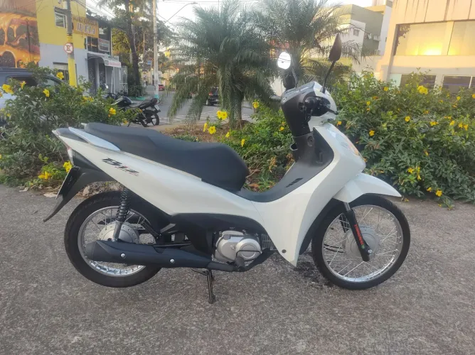 OPORTUNIDADE ÚNICA BIZ COM APENAS 500 KM!!!!