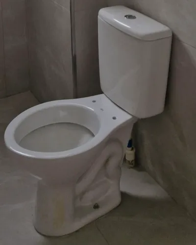 Bacia Sanitária Izy Conforto Deca