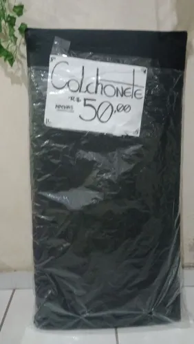 Colchonetes novos.