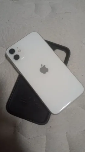 Troco iPhone 11 em moto 