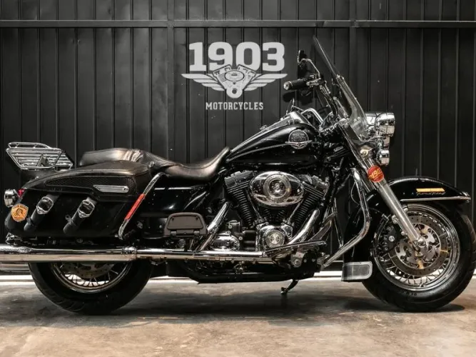 HARLEY-DAVIDSON ROAD KING CLASSIC 2008