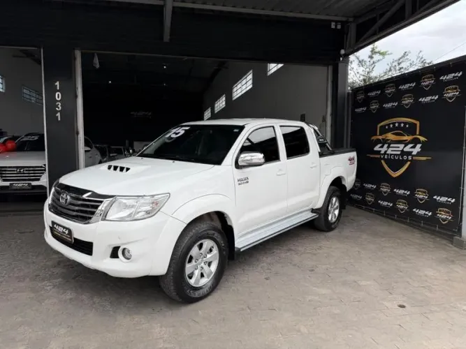 Toyota Hilux CD SRV 4X4 2.7 Flex 16V Aut. 2015