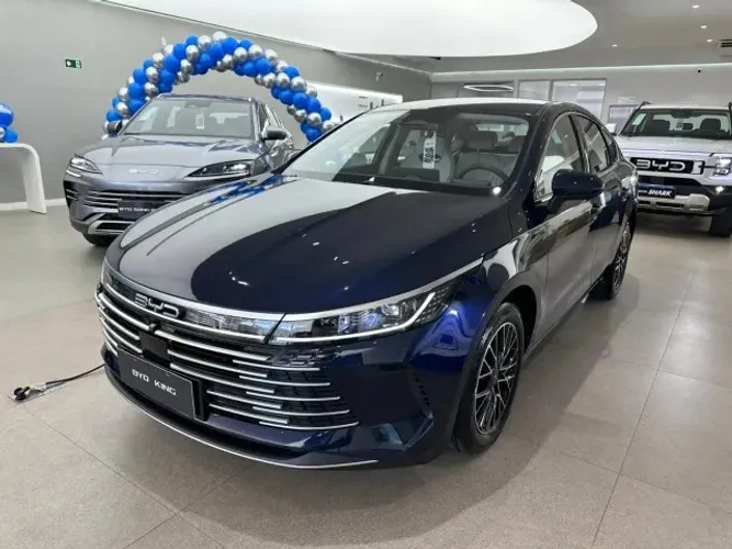 BYD KING GL (SEDAN HIBRIDO) 2026 A PARTIR DE 24x DE 3.690,00 COM FRANQUIA DE 1000K MÊS