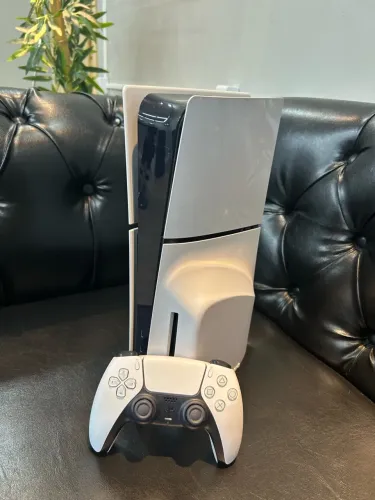 Ps5 Slim MÍDIA FÍSICA, IMPECÁVEL