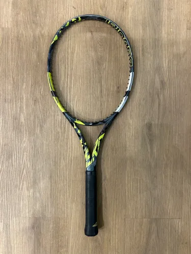 Raquete de Tênis  Babolat Pure Aero 98 (Seminova)