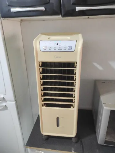 Climatizador de Ar Midea 4,5 Litros