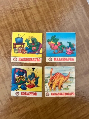 Figurinhas da coleção Gang Sauros - Elma Chips