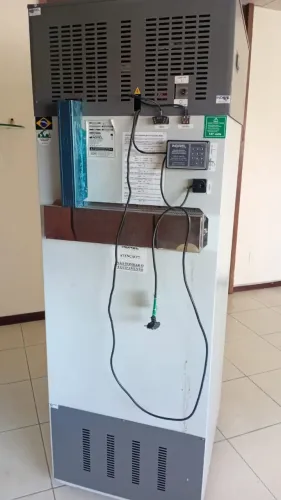 Refrigerador Indrel scientific