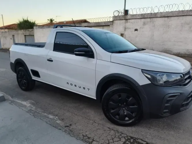Volkswagen Saveiro Robust 1.6 Total Flex 16V 2024