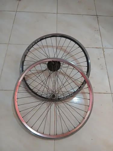 2 Aros 26 aero completo usado