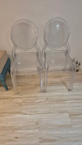 Lote 4 Cadeiras Acrílicas Elizabeth Ghost Transparentes