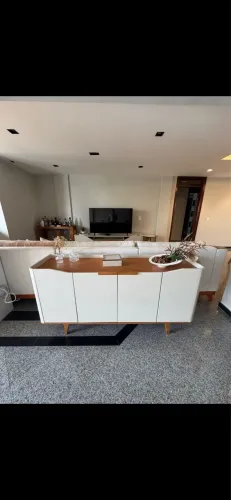 Buffet Off-White Alto Padrão - 1,60m | R$ 1.100
