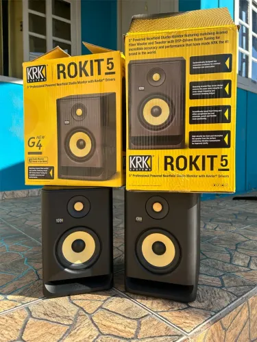 Monitores de Áudio KRK Rokit 5 G4 (O Par)