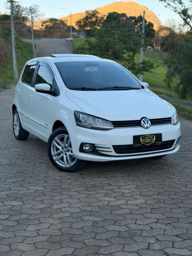 Volkswagen Fox Highline I Motion 1.6 Flex 16V 5P 2016