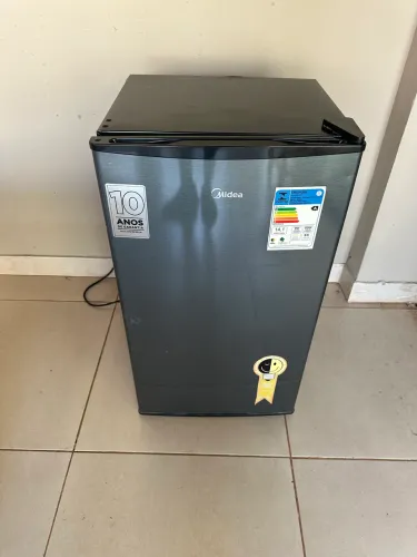 Frigobar inverter Mideia 93L