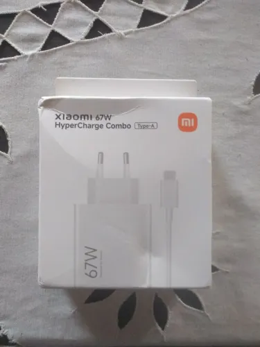 Carregador Xiaomi 67w HyperCharge com cabo