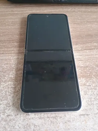 Z Flip 3 Leia todo o anúncio