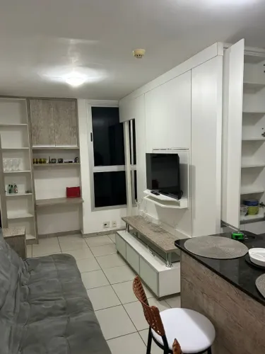 Kitnet mobiliada com ar-condicionado