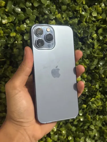 iPhone 13 Pro Max + acessórios de brinde