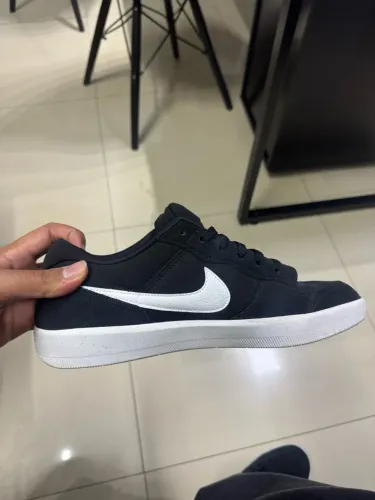 NIKE SB FORCE original tamanho 43