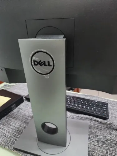 Mini CPU Dell, optiplex 3040 i5 com monitor, teclado e mouse