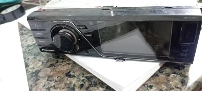 Som toca CD DVD USB Pioneer DVH-7380AV (Com Display)