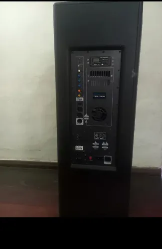 Caixa Oneal Ativa OPB 7060 Potência 1000w Rms 127/220 (usado)