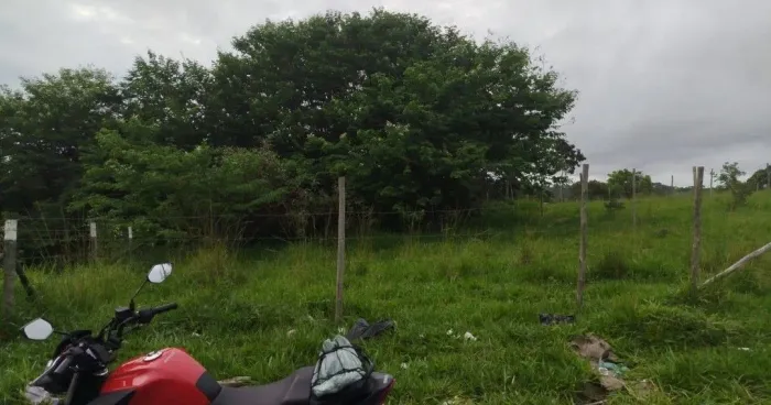 Vendo lote em Vespasiano 411 metros quadrados lote de frente para rua , luz , água