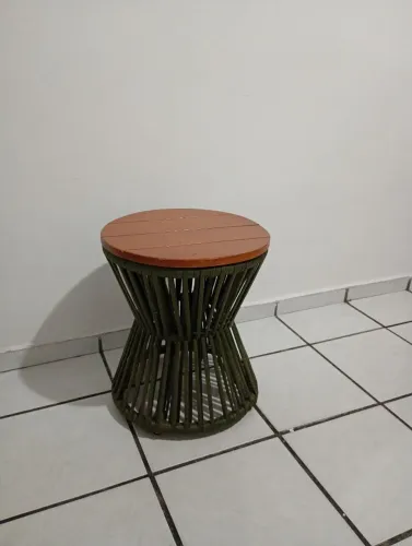 Mesinha de centro Puff Alumínio e corda náutica