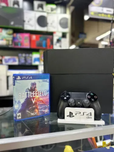 PS4 SLIM SEMINOVO + 1 JOGO