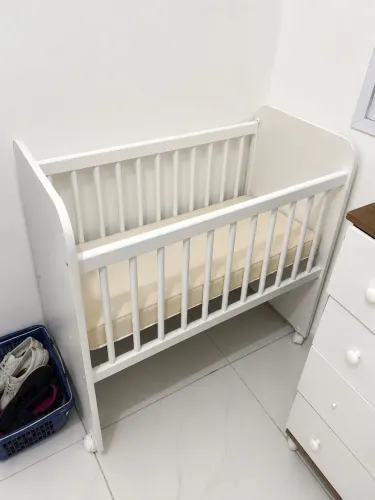 Mini berço com colchão