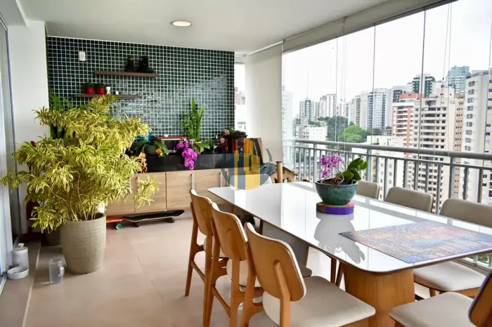 partamento à Venda - 100 m², 3 Dormitórios (1 Suíte), Lazer de Clube, Próximo ao Metrô Pra