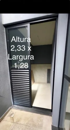 Porta de Correr - Alumínio e Vidro