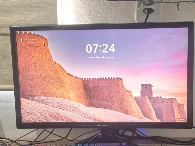 Monitor 24pol c3tech
