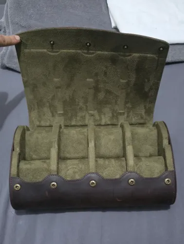 Caixa de Relógio 8 Slots.
