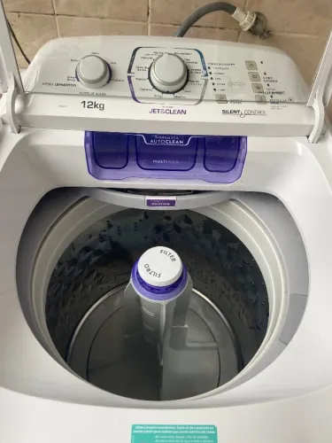 Máquina de lavar roupas